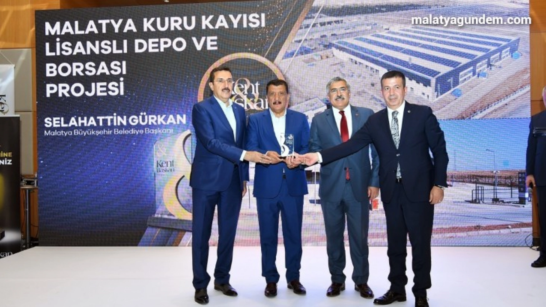 Malatya Büyükşehir'in lisanslı depo ile kongre fuar merkezi projelerine ödül