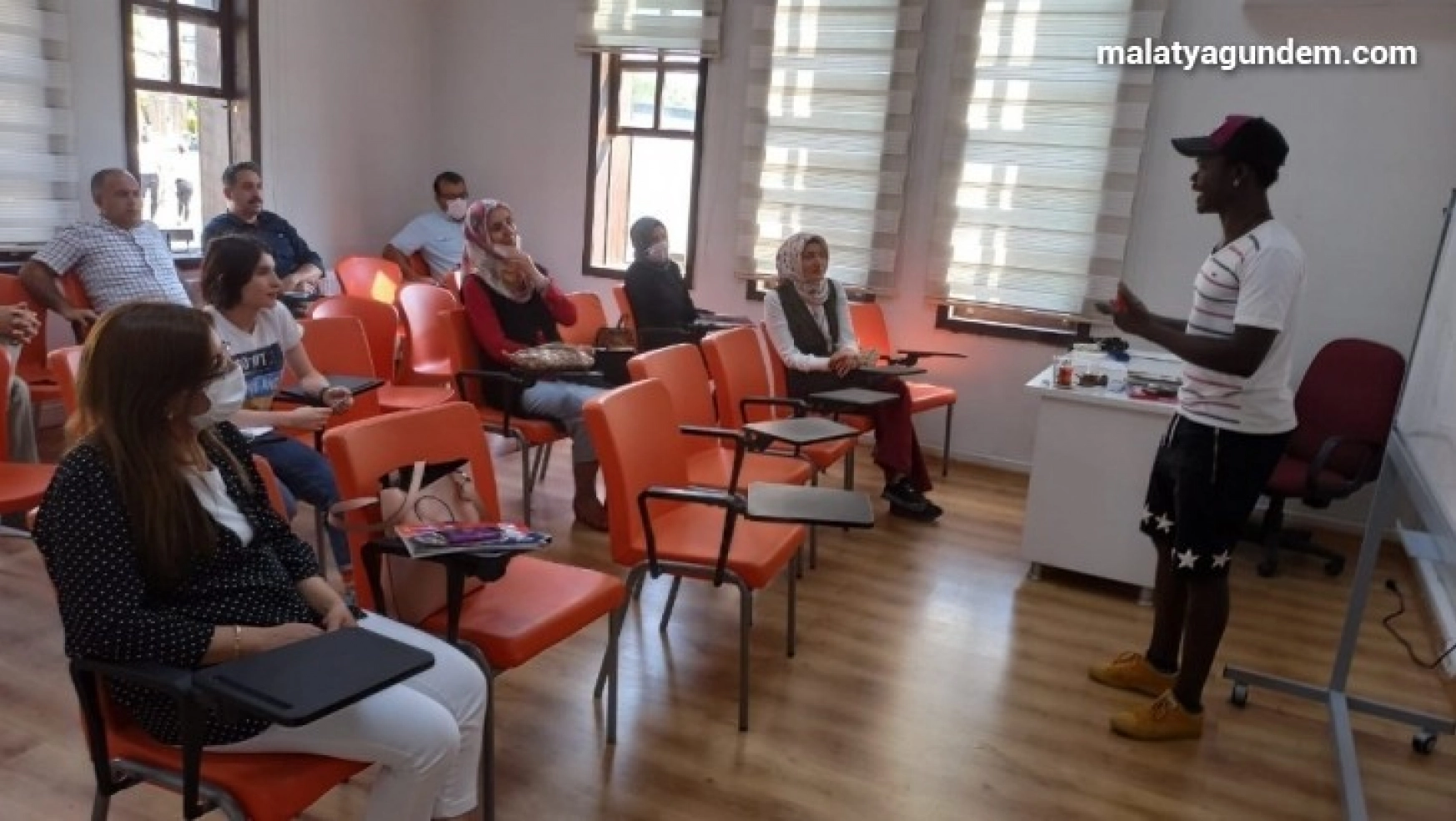 Malatya Büyükşehir, İngilizce eğitimlerine devam ediyor