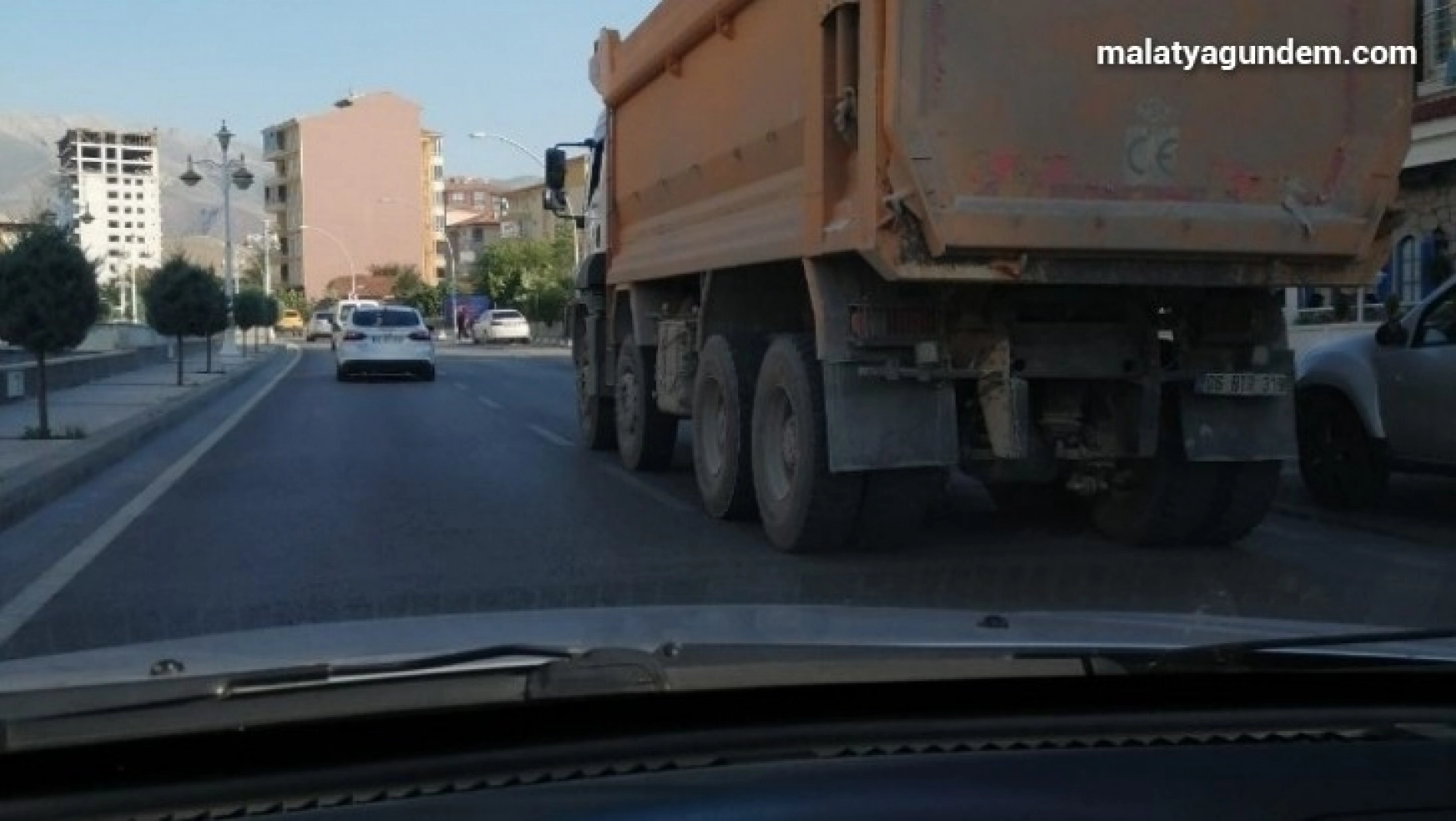 Malatya'da ağır tonajlı kamyon kabusu