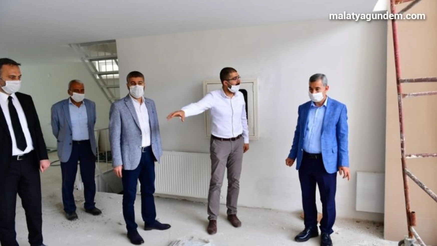 Malatya'da Çavuşoğlu Millet Kıraathanesi yapılıyor