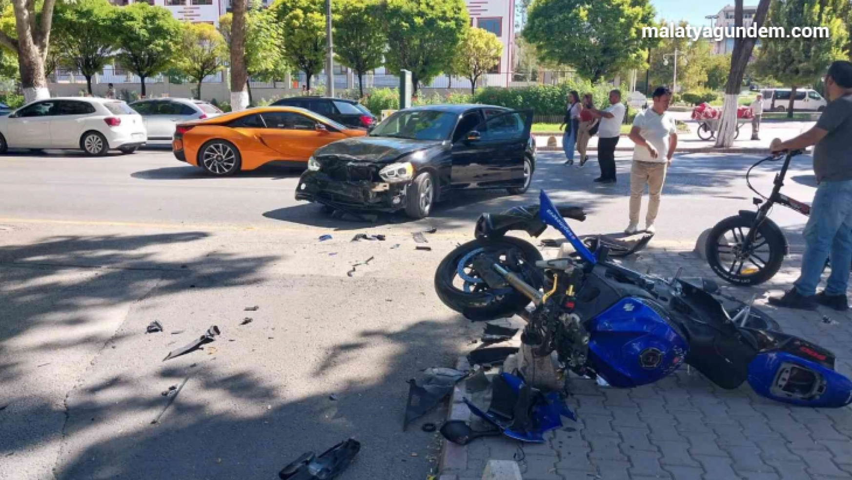 Malatya'da iki ayrı kazada 3 kişi yaralandı