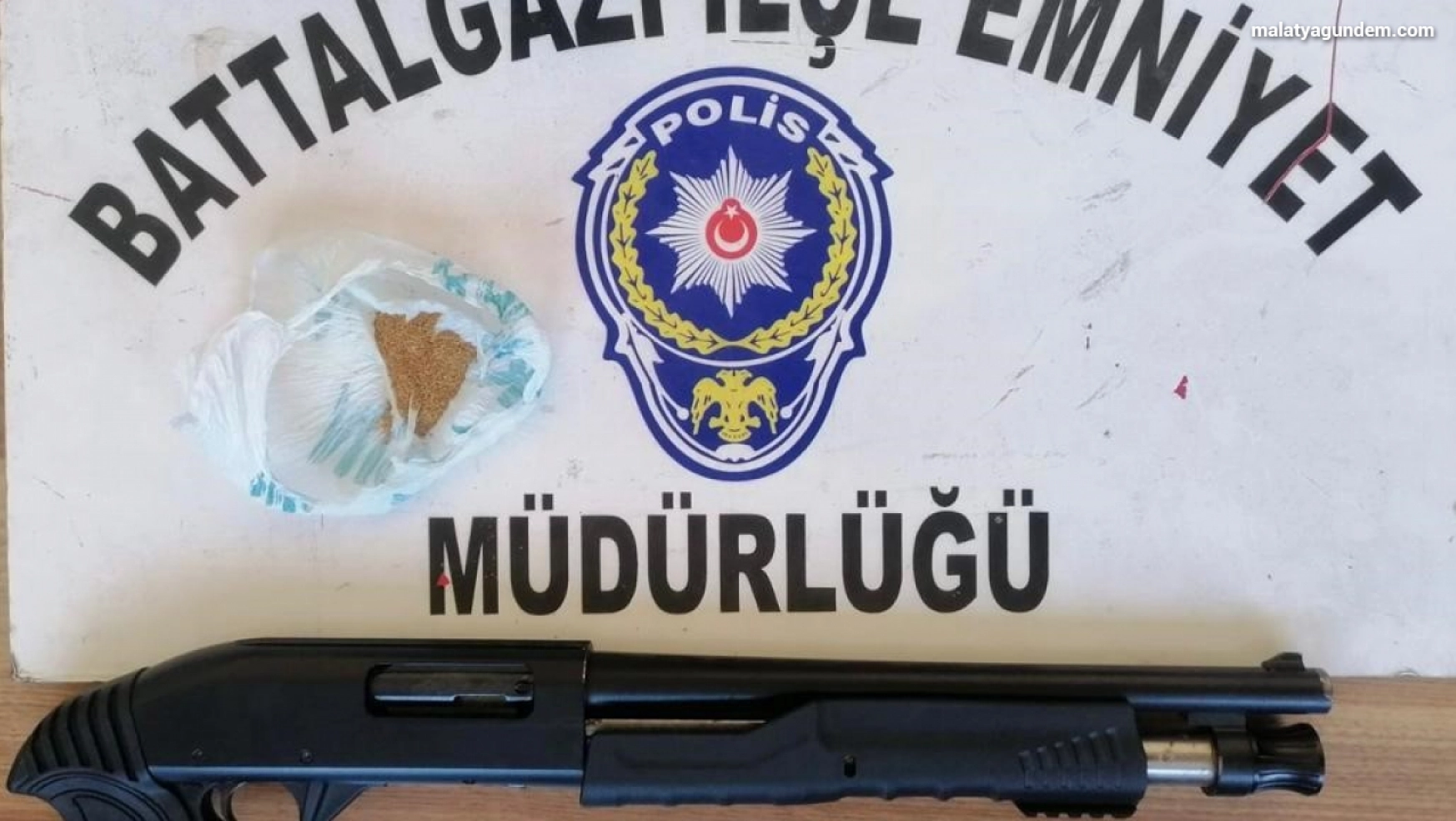 Malatya'da polis denetimleri aralıksız sürüyor