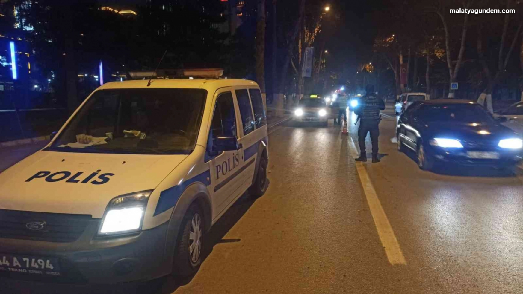 Malatya'da polis ekipleri yılbaşı denetiminde