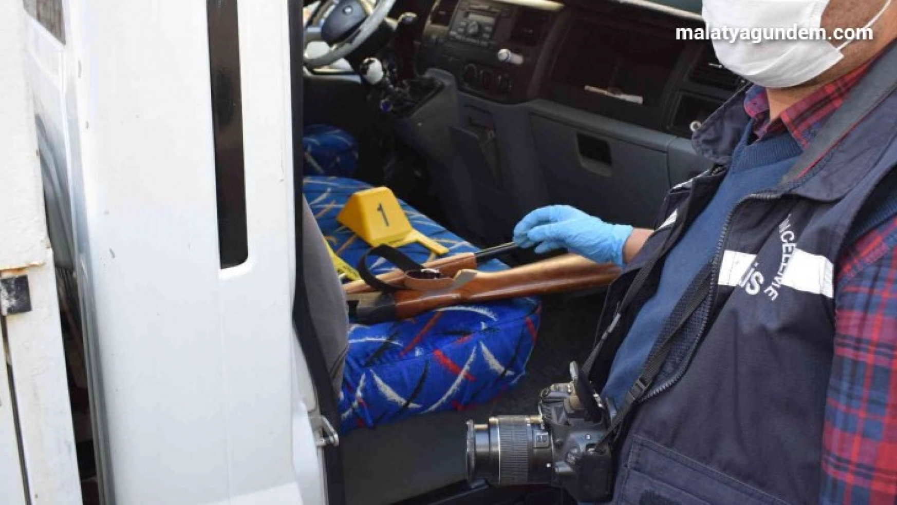 Malatya'da polisin kovaladığı araçtan tüfek çıktı