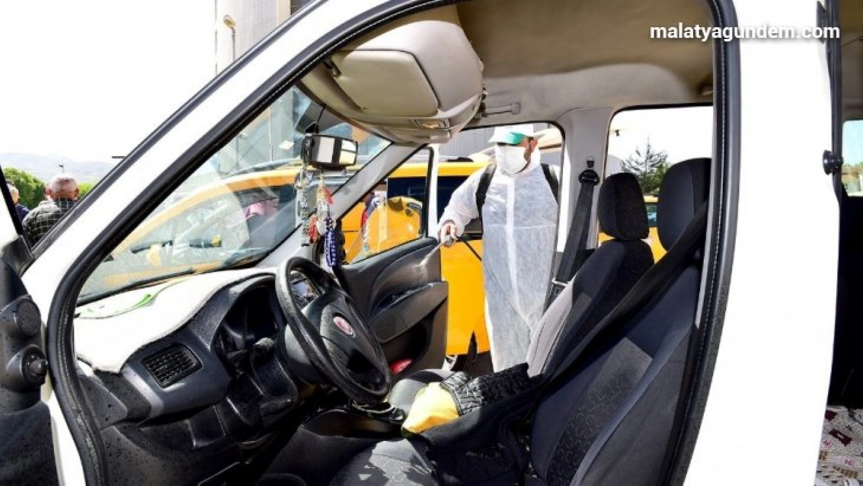 Malatya'da taksiler dezenfekte edildi