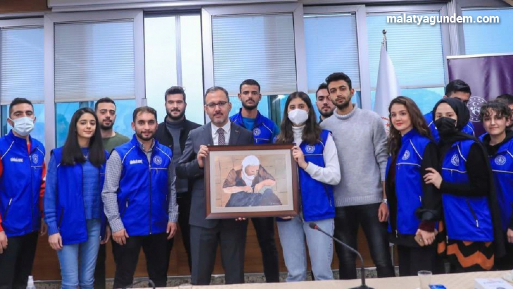 Malatya'dan gençler Bakan Kasapoğlu ile görüştü
