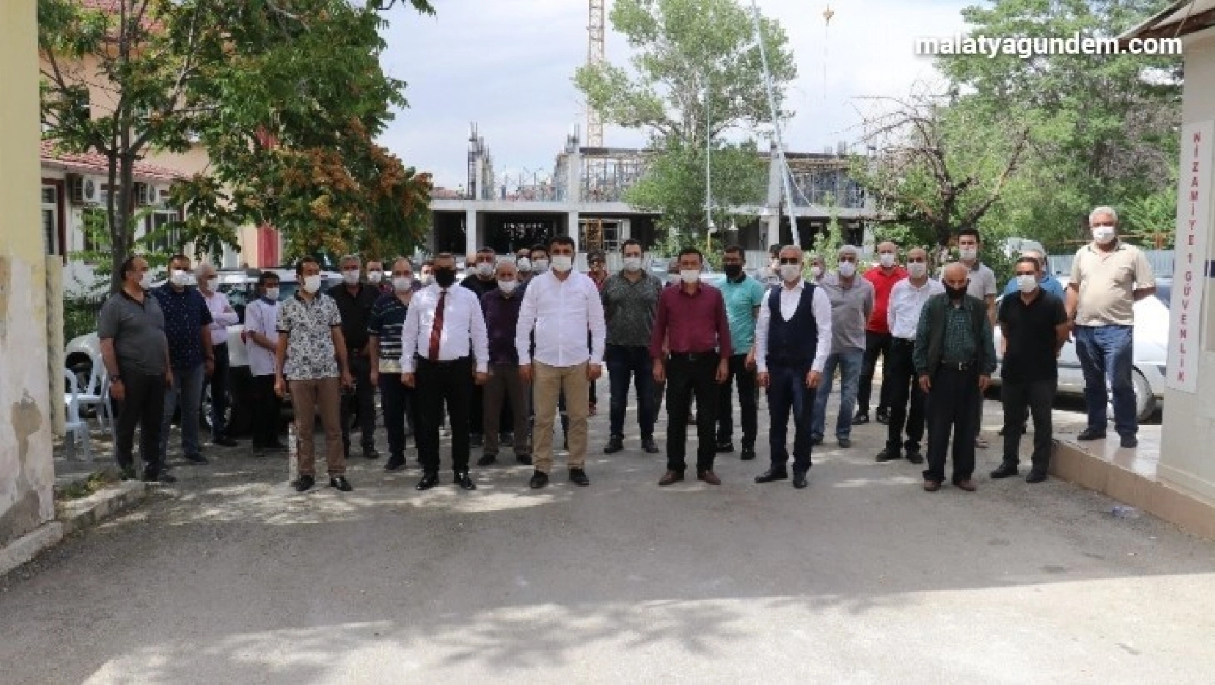 MHP İl Başkanı Samanlı, esnafın sorunlarını dinledi