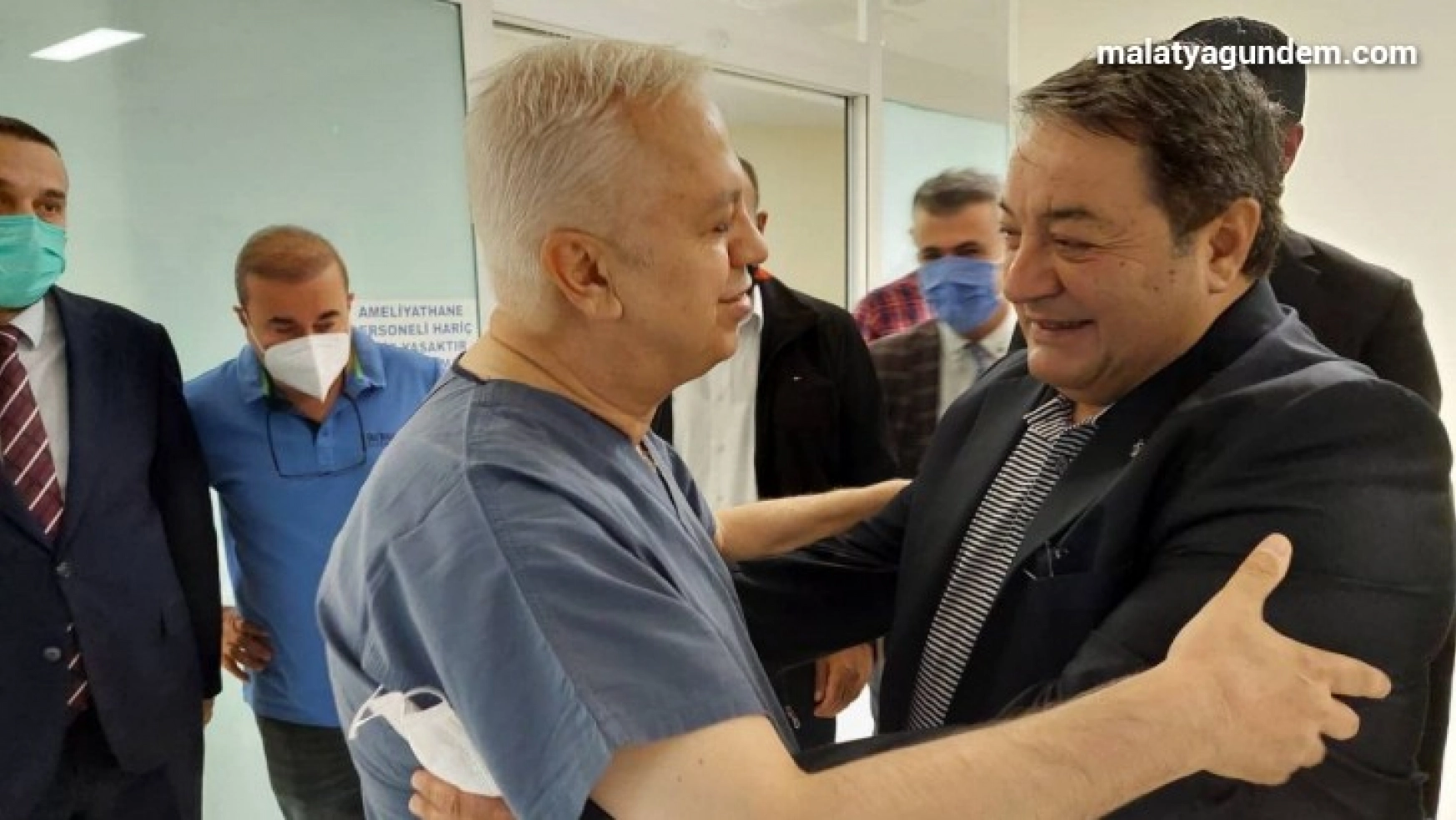 Milletvekili Fendoğlu'ndan Karaciğer Nakil Enstitüsü'ne övgüler