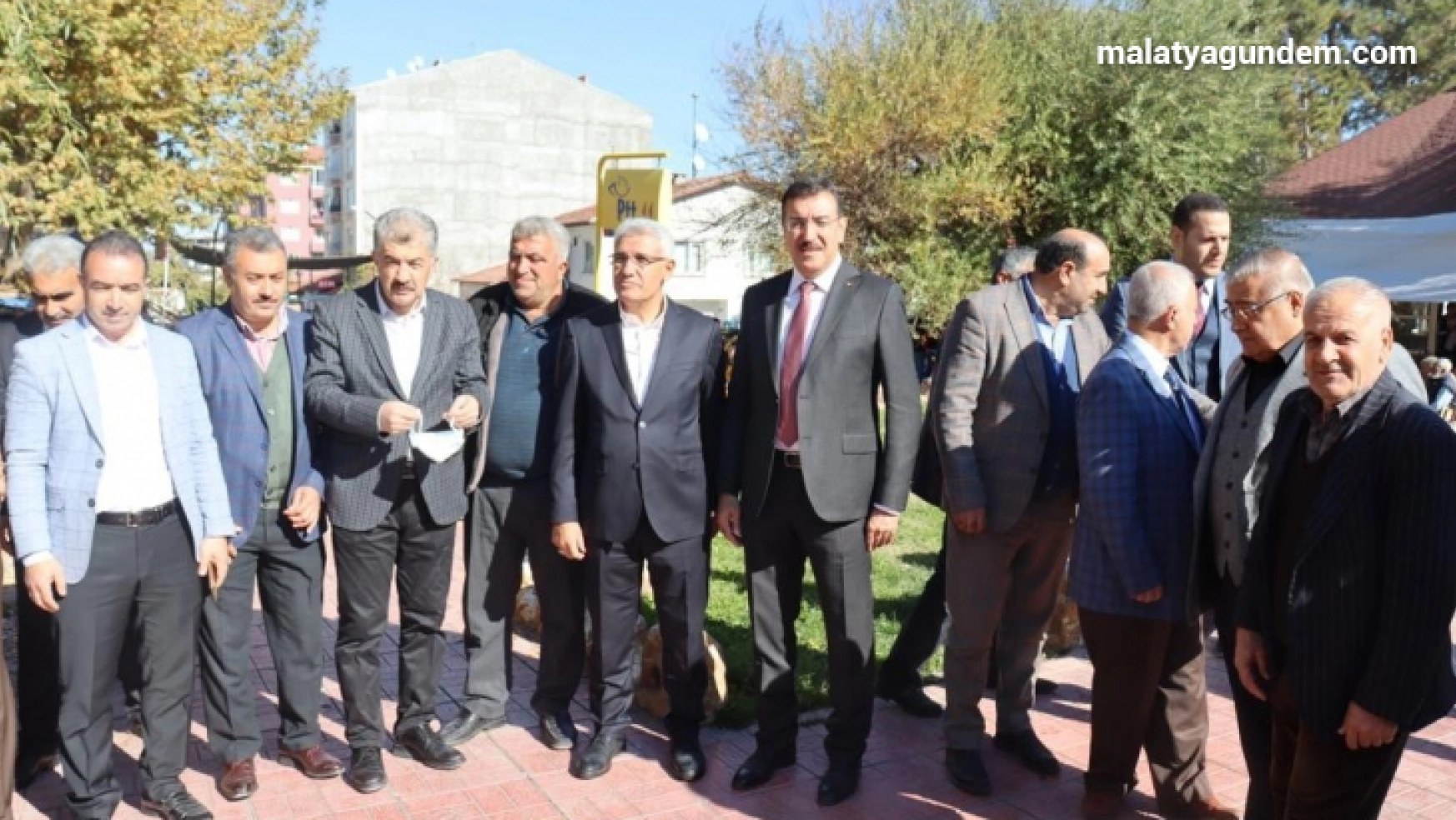 Milletvekili Tüfenkci Eskimalatya'da esnafla bir araya geldi