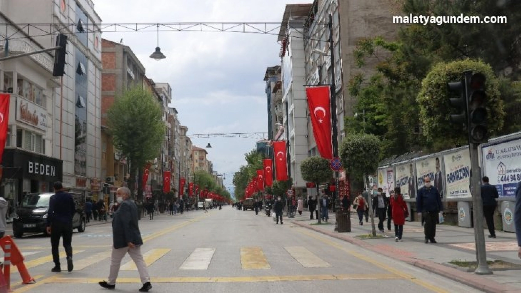 MTSO Başkanı Sadıkoğlu'ndan kapalı caddelerin açılması önerisi
