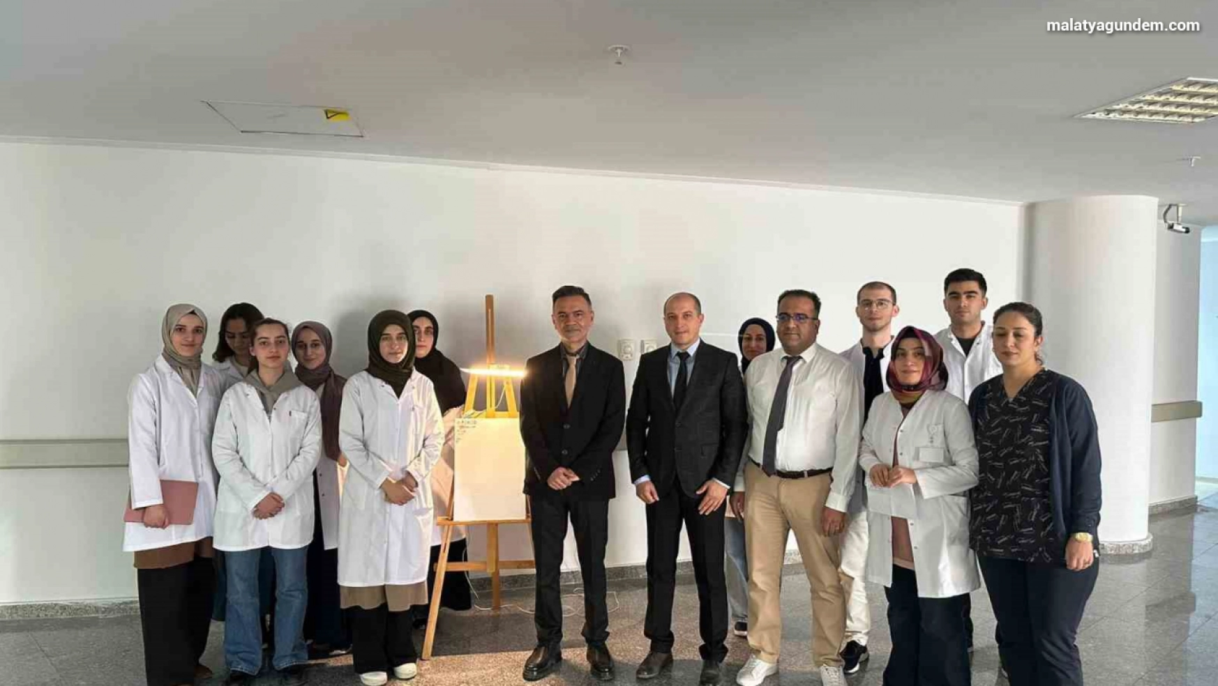 Turgut Özal Üniversitesi Tıp Fakültesi'nin ilk öğrencileri stajlarını tamamladı