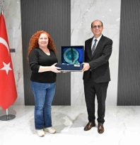 'Gençlik ve Ailem' konulu kısa film yarışması konukları, Başkan Geçit ile bir araya geldi