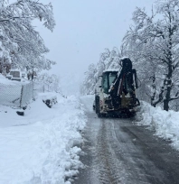 Doğanşehir'de Karla Mücadele Aralıksız Sürüyor