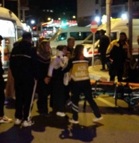 Kazaya karışan sürücü aracı bırakıp kaçtı: 3 yaralı