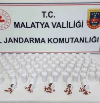 Malatya'da 5 bin 561 adet sentetik ecza hap ele geçirildi