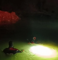 Gölete giren genç hayatını kaybetti