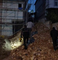 İnşaatta düşen işçi hayatını kaybetti
