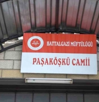 Paşaköşkü Camisi'nin hasarlı minaresi onarılıyor