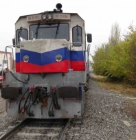 Raylara düşen kişi trenin çarpması sonucu yaralandı