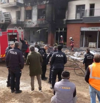 Niyazi Mısri caddesi üzerinde bulunan şantiyede korkutan yangın