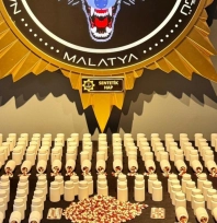 Torbacı operasyonunda 11 tutuklama