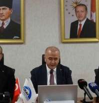 Elazığ Valisi Vali Hatipoğlu Görevini Malatya Valisi Seddar Yavuz'a Devretti.