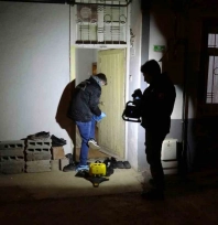 Sofra bezi silkelerken düşerek yaralanan ve kalbi duran kadın hayata döndürüldü