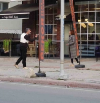 Tabancayla intihar girişiminde bulunan kadını polis son anda engelledi