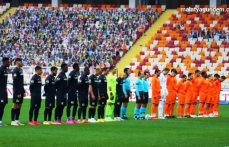 Yeni Malatyaspor-Başakşehir Karşılaşmasından Kareler