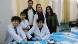 İnönü Üniversitesi'nde çocuklar, özgün baskı resim atölyesi etkinliğinde hünerlerini sergiledi