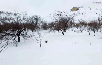 Akçadağ'da kar kalınlığı 1 metreye yaklaştı
