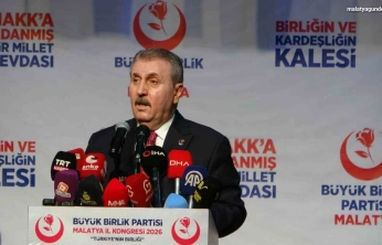 BBP Genel Başkanı Destici: 'Deprem bölgeleri ayağa kalkıyor, devletimiz güçlüdür'