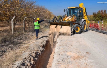 Bindal Mahallesi'nde 38 yıllık içme suyu şebekesi yenileniyor