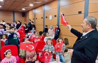 Darende'de çocuklar için 'Çocuk Sinema Günleri' başladı