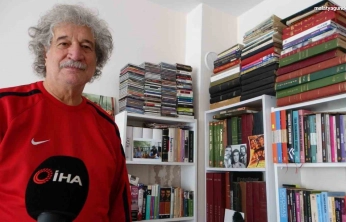 Depremde herkes eşya çıkartırken O, 40 çuvala sığdırdığı hatıralarını kurtardı