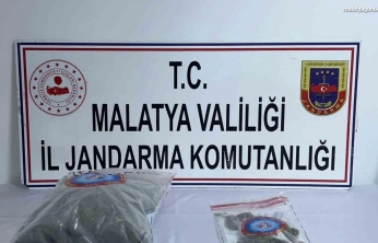 3 kilo 348 gram kubar esrar ele geçirildi, 1 kişi gözaltına alındı