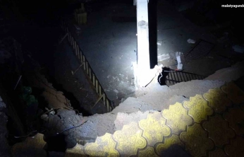 Malatya'da 6 katlı binanın istinat duvarı çöktü