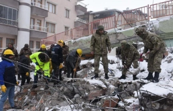 Malatya'da 78 kişinin öldüğü Hakimbey Apartmanı davasında 4 sanığa hapis cezası