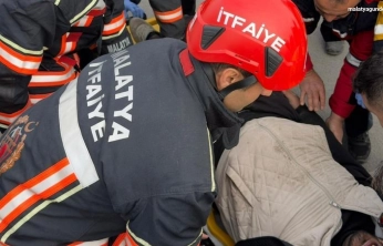 Malatya'da kamyonet ile kamyon çarpıştı: 1 yaralı