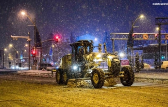 155 Mahallenin yolu ulaşıma açıldı, çalışmalar aralıksız devam ediyor
