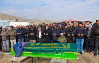 Kayıp olarak aranırken ölü bulunan kadın defnedildi