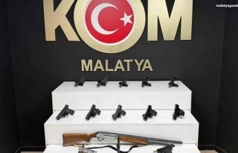 Ruhsatsız silah operasyonunda 3 gözaltı