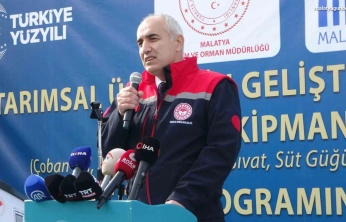 Malatya'da yetiştiricilere çoban evi, akıllı yemlik desteği