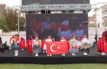 Melahat Abla Anaokulu'ndaki Minikler Cumhuriyetin 102. Yılını Şenlikle Kutladı