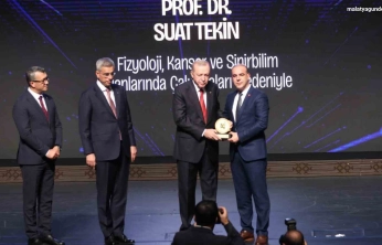 Prof. Dr. Suat Tekin'e TÜSEB Aziz Sancar teşvik ödülü