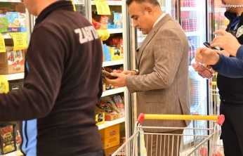 Yeşilyurt Belediyesi'nden son kullanım tarihi geçmiş ürünlere karşı sıkı denetim