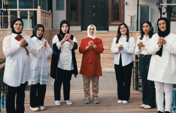 Yeşilyurt Kent Konseyi İşaret Dili Kursiyerlerinden Cumhuriyet'e Anlamlı Kutlama