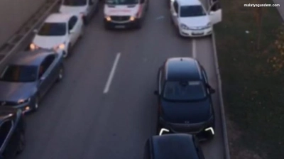 Fermuar sistemiyle ambulansa yol açtılar