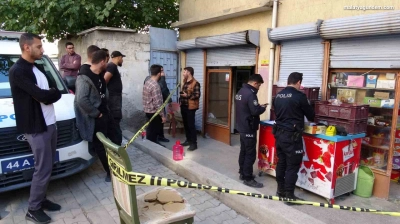 Kernekte bakkal işleten şahıs iş yerinde ölü bulundu