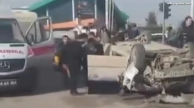 Çarpışan iki otomobilde 5 kişi yaralandı